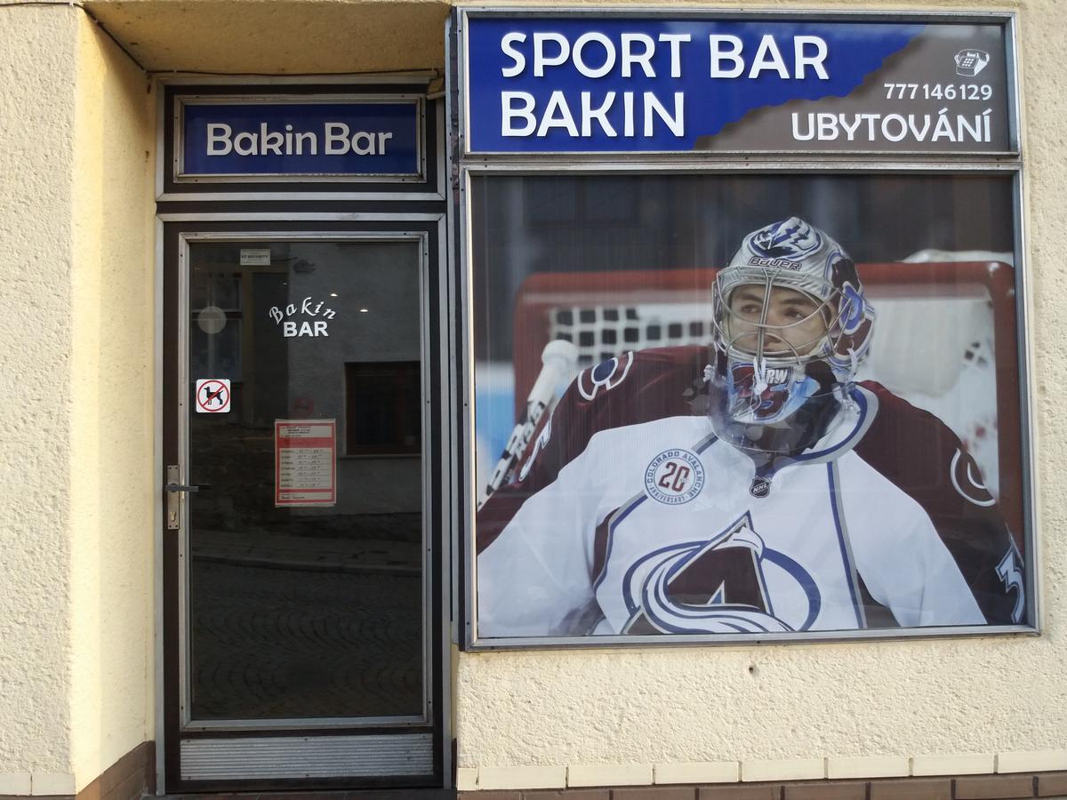 Bakin bar Otel Třebíč Dış mekan fotoğraf
